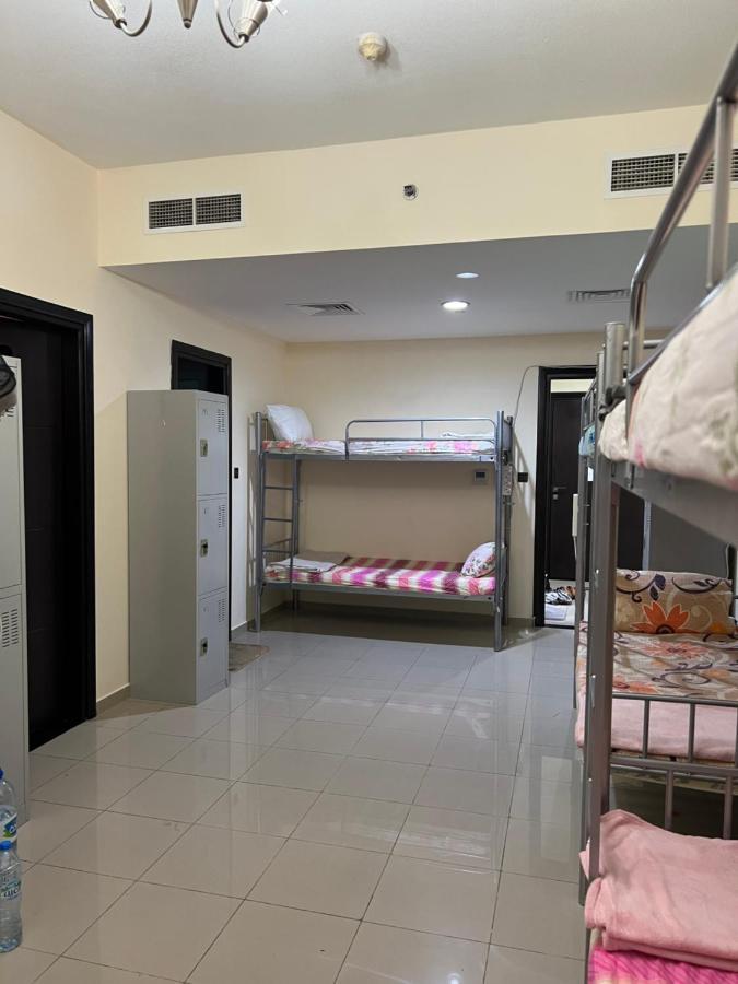 Sky Inn Hostel ดูไบ ภายนอก รูปภาพ